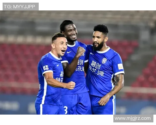 武汉排球队在城市联赛中以68分稳居积分榜首位,展现强劲实力